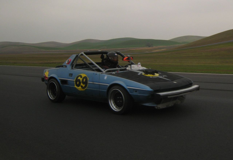 Illustration for article titled 24 Hours Of LeMons Arse Freeze-A-Palooza Über Gallery: Pasta Burners